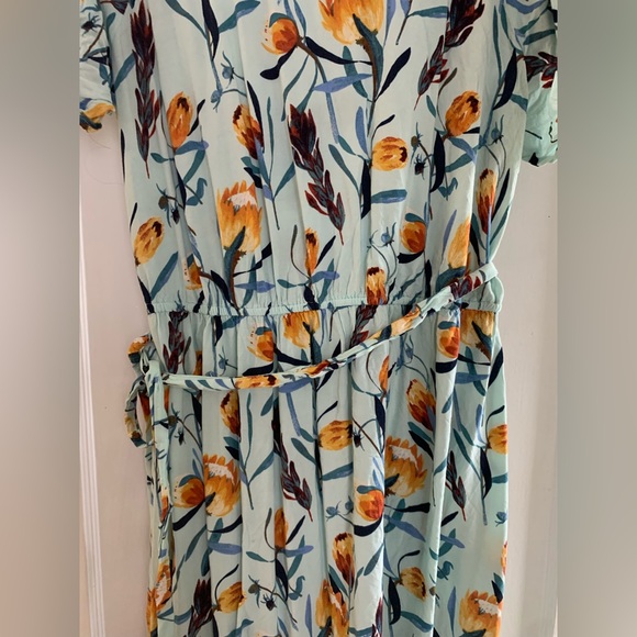 Ava & Viv 1x Light Blue Floral Asymmetrical Floral Dress - Picture 3 of 7